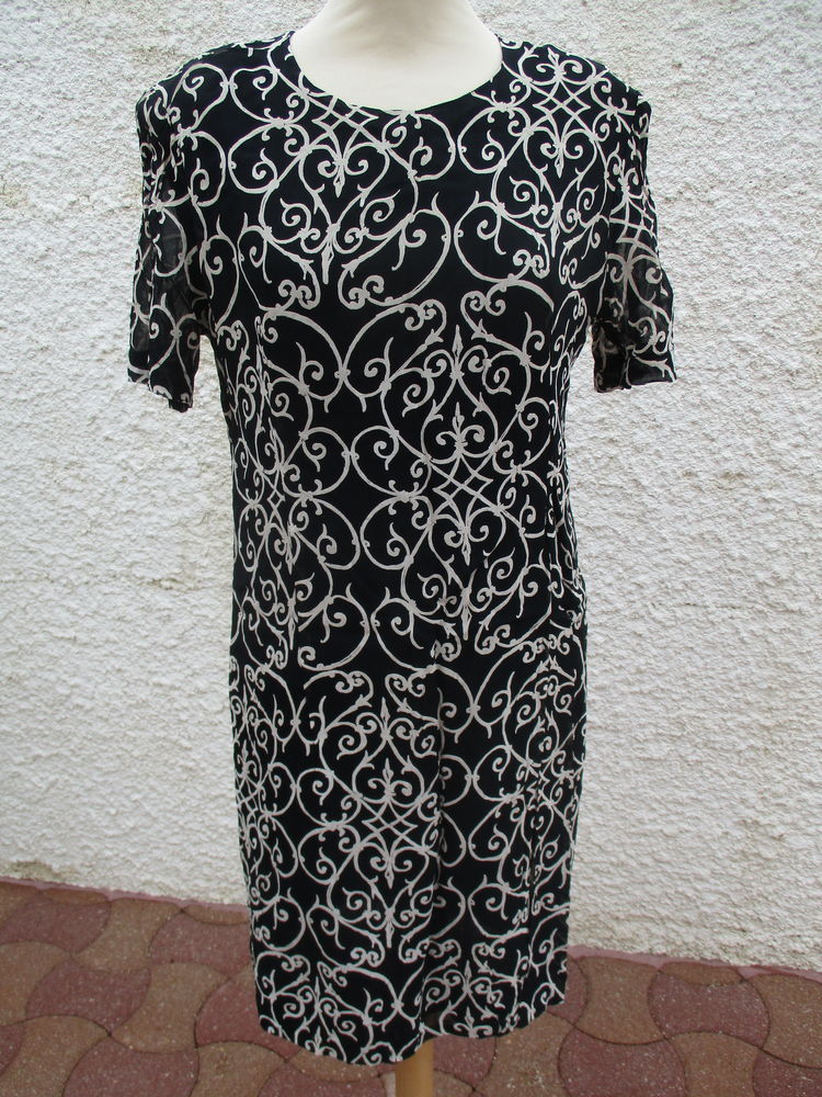 El�gante Robe  Fiona  Imprim�e & Doubl�e en Taille 46 19 La Fert�-Alais (91)