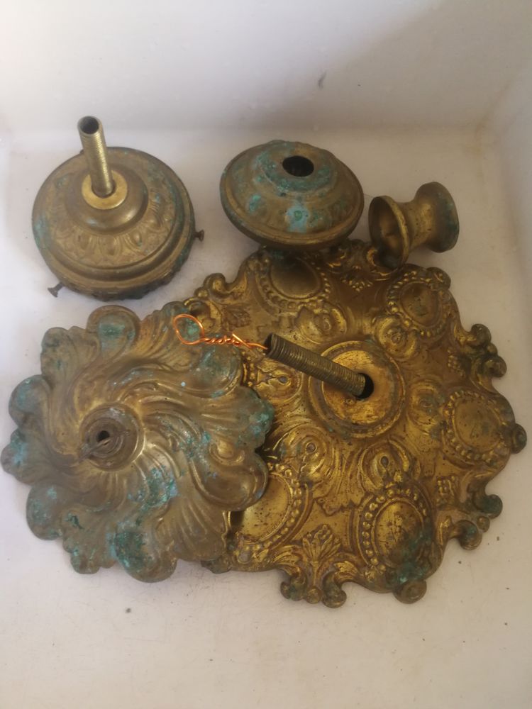 El�ments en cuivre 12 Le Creusot (71)