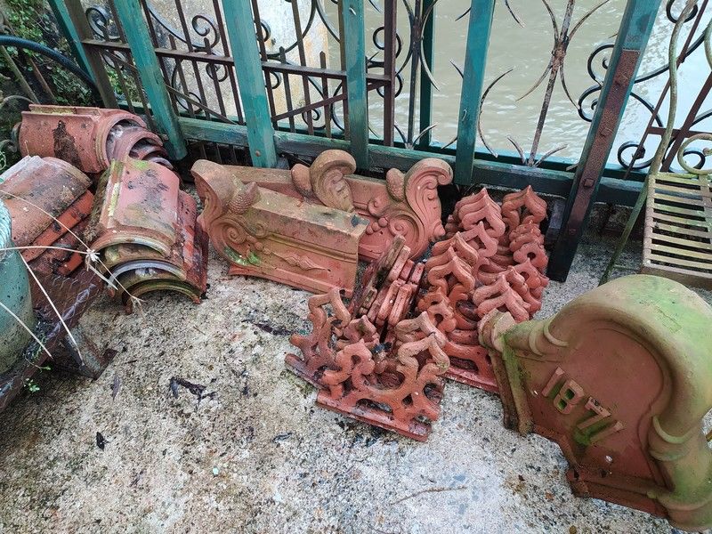  �l�ments Faitage Faiti�re Cr�te Brique Tuile Ornementation 0 Loches (37)