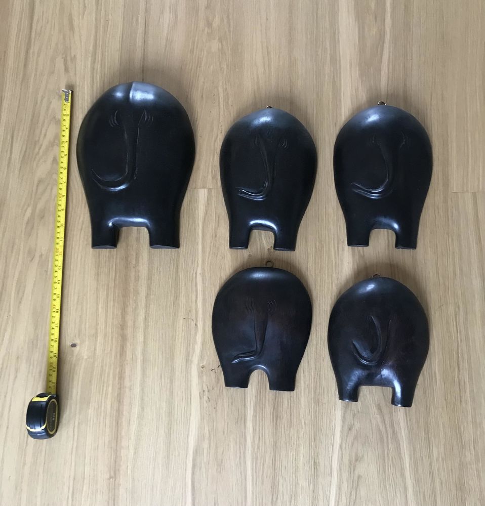 Lot de 5 �l�phants en bois noir 50 Obernai (67)