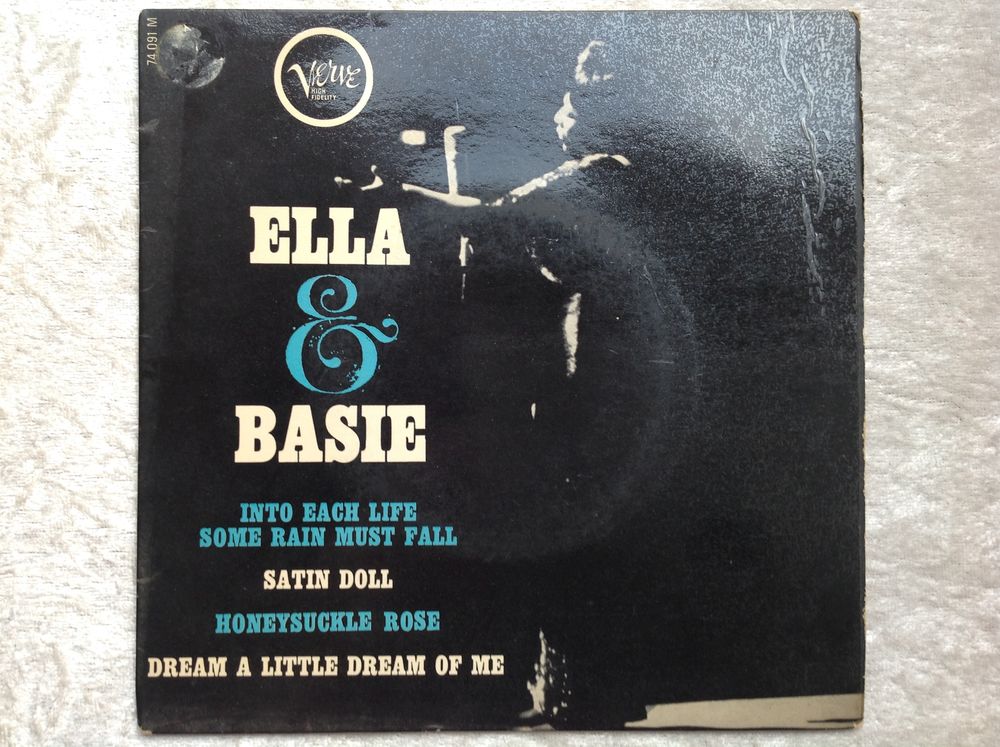 ELLA & BASIE 4 TITRES DONT SATIN DOLL Envoi Possible
5 Tr�gunc (29)