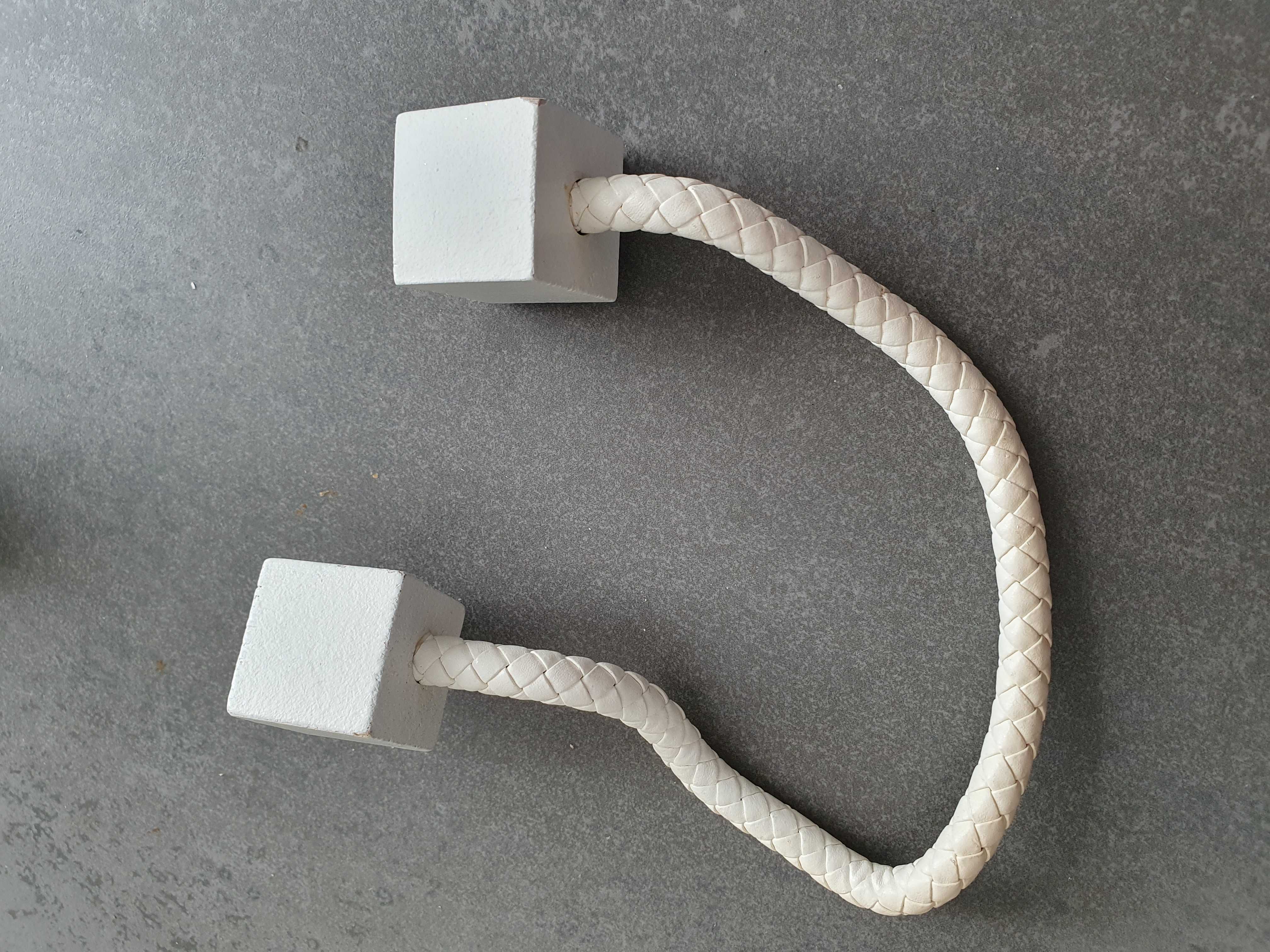 lot 10 embrases pour rideaux 12 Castanet-Tolosan (31)