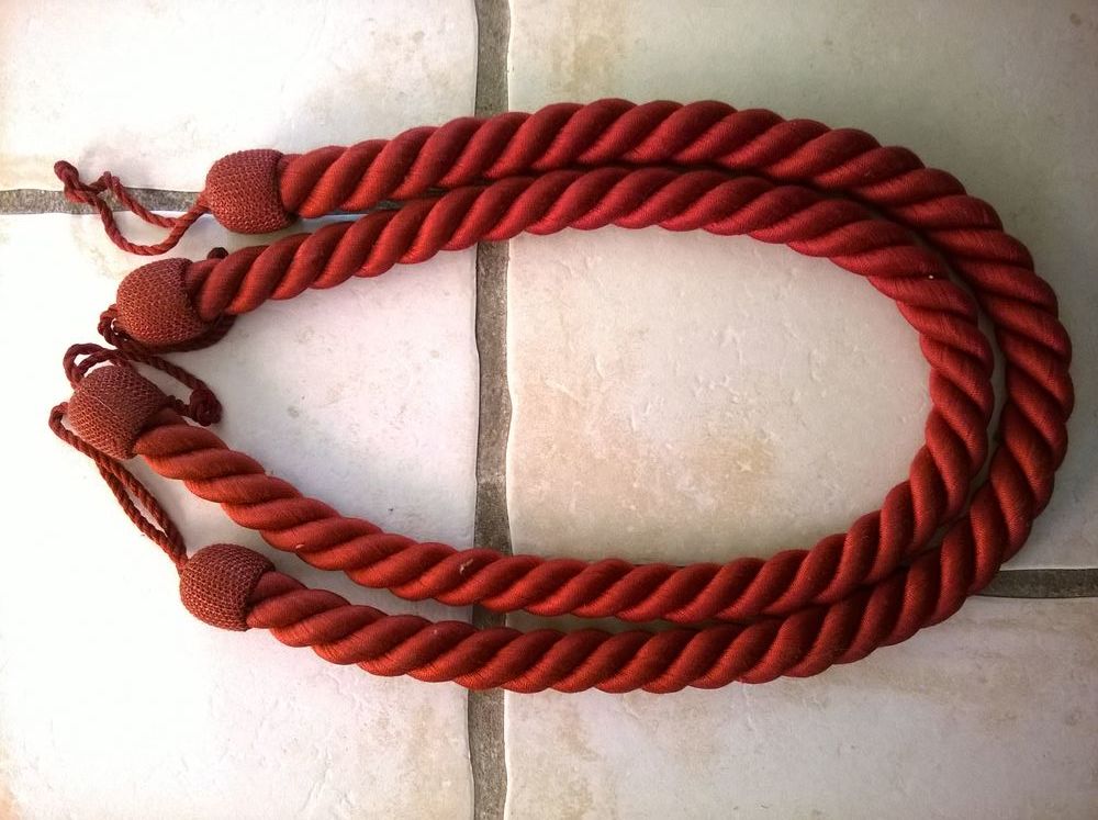 2 Embrasses bordeaux 5 Breuillet (91)