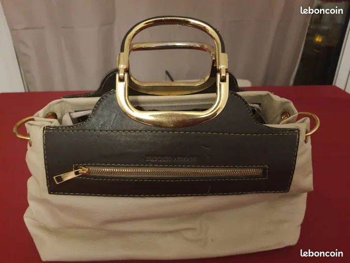 Sac emporio armani tr�s classe 60 Allauch (13)