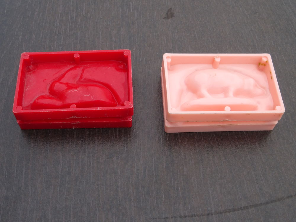 2 emportes pi�ces animaux de la ferme en pate a modeler 1 Le Teilleul (50)