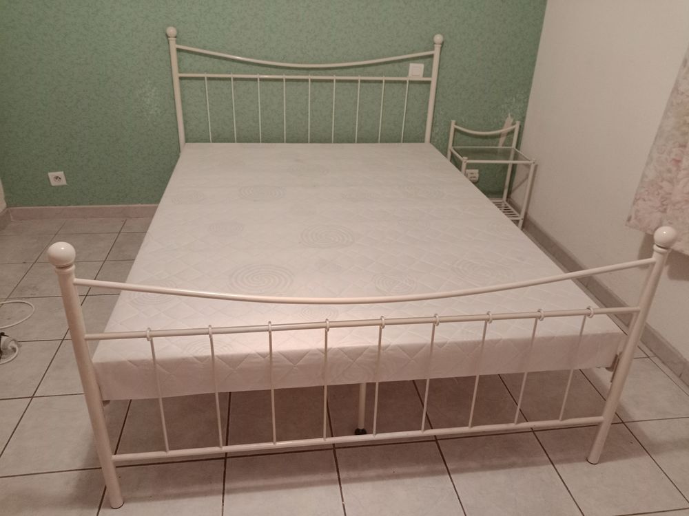 encadrements de lit 140 Ollioules (83)