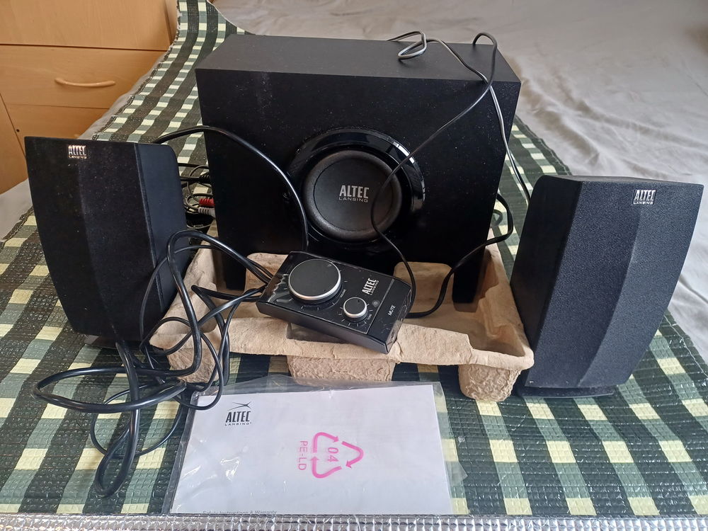 Enceinte PC ALTEC LANSING VS2721, �tat neuf, tr�s peu servi 130 Tours (37)