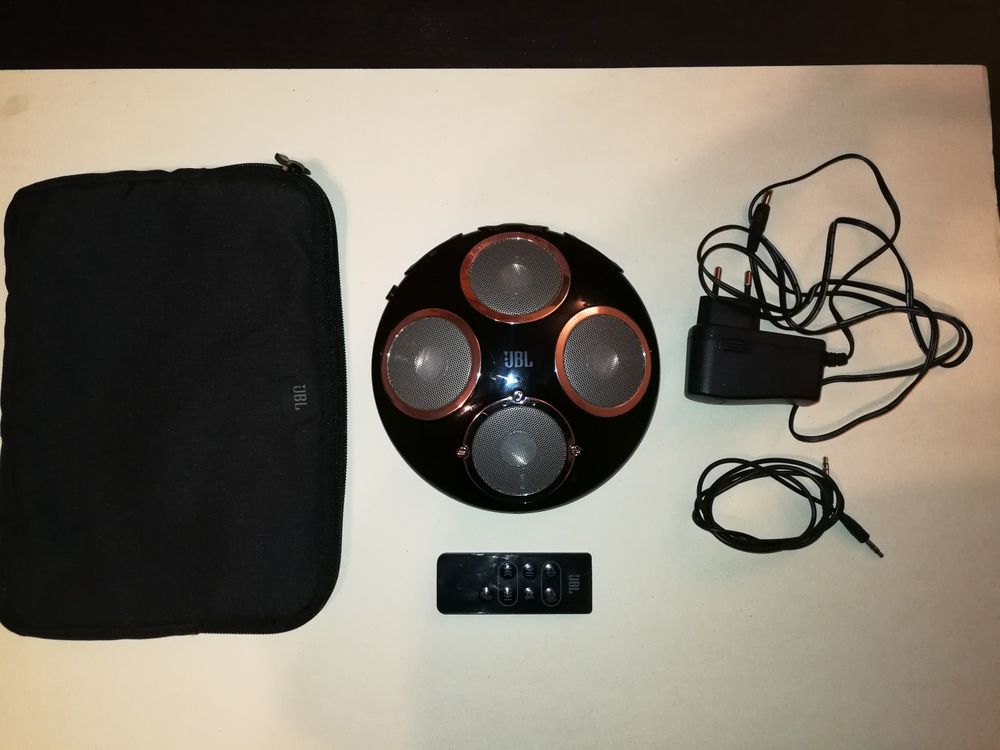 Enceinte bluetooth JBL / Banque de charge USB / Mains libres 50 Toulon (83)