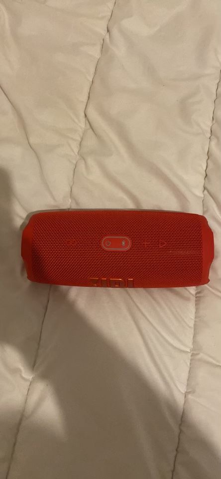 ENCEINTE JBL CHARGE 5 �TAT NEUF 0 Biot (06)