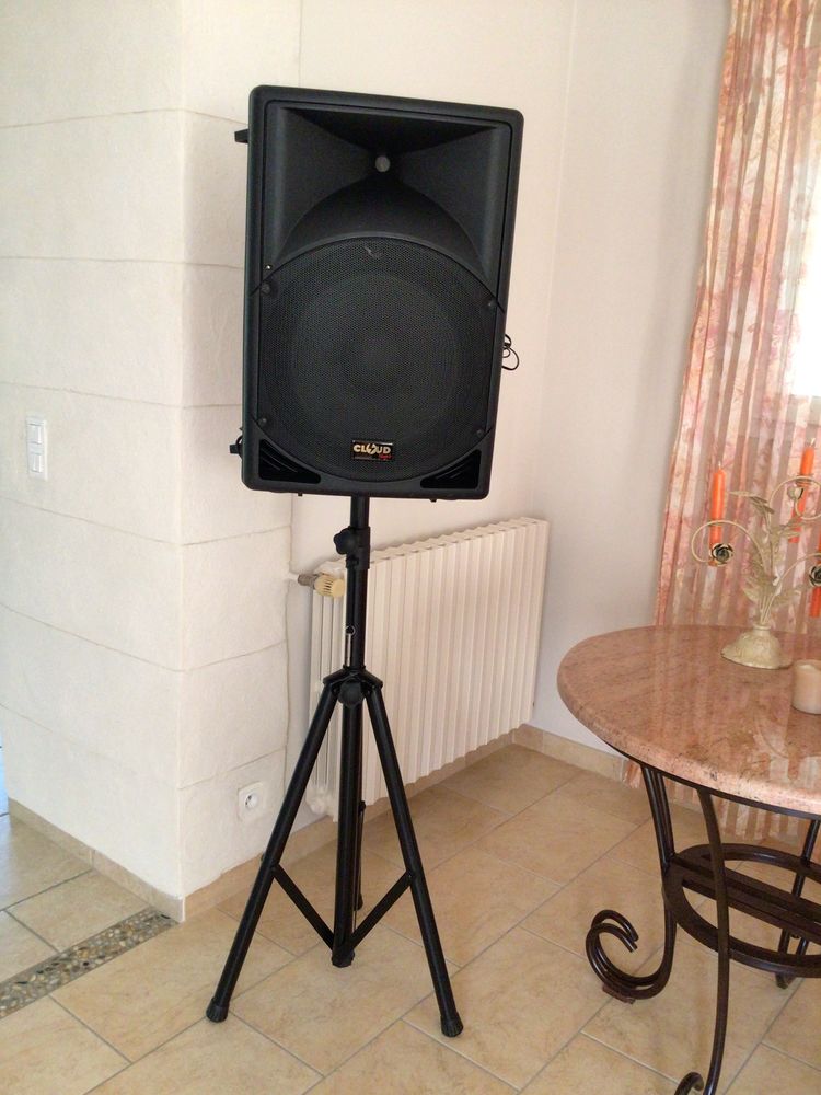 enceinte CLOUD sur pied 0 Ch�teaurenard (13)