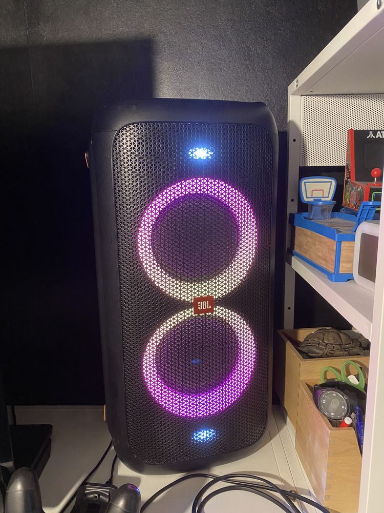 d'Enceinte JBL Partybox 100 20 Gap (05)