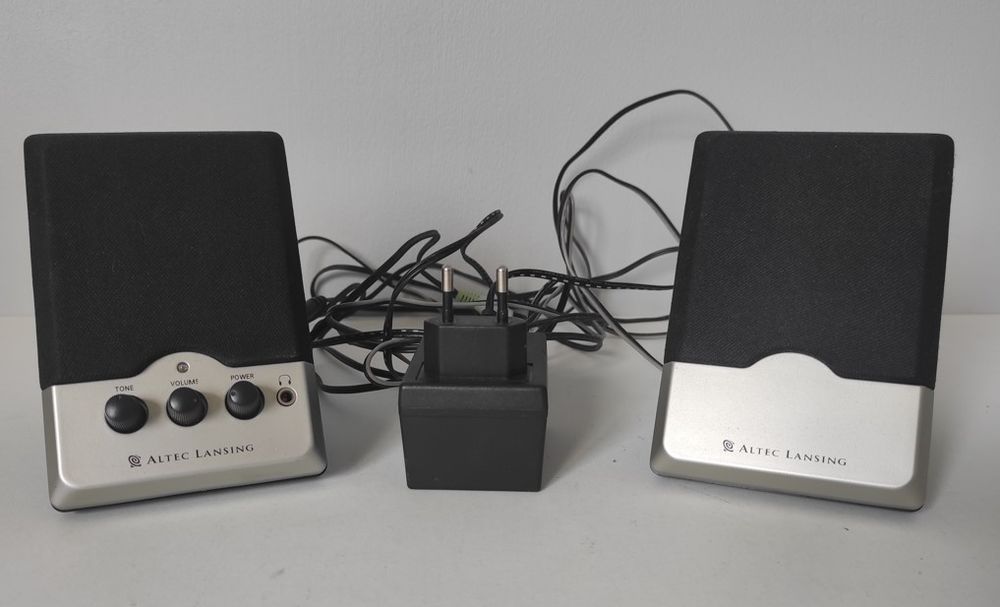 Enceintes 2.0 ALTEC LANSING 120I 6 W 6 Metz (57)