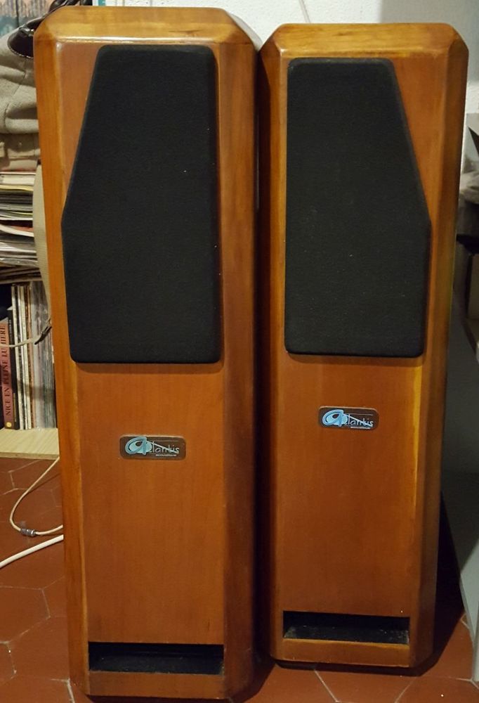 2 enceintes ATLANTIS Acoustique MIAGE+amplif 600 Nice (06)