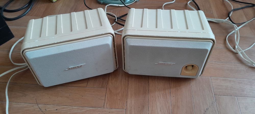 02 Enceintes Bose lifestyle d'ext�rieur amplifi�e 135 Marseille 15 (13)