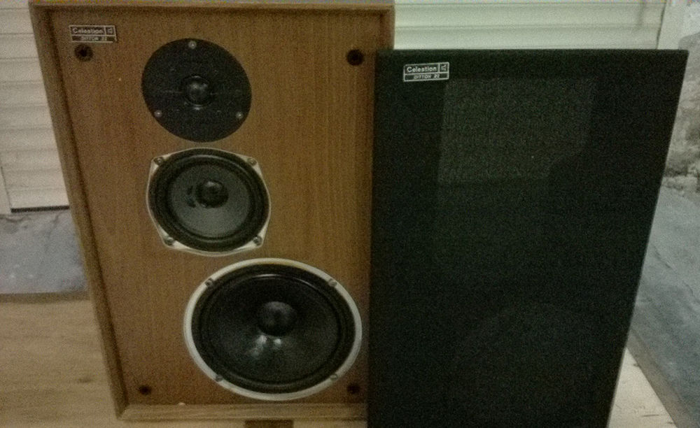 2 enceintes Celestion Ditton 22 200 Blaye (33)