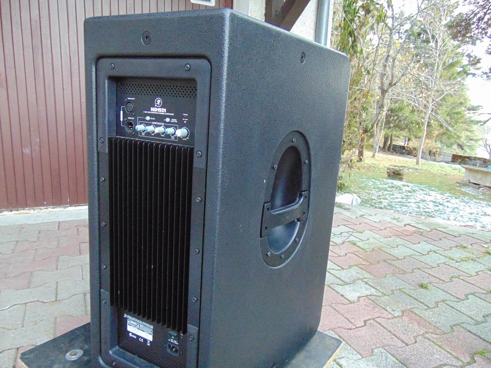 Enceintes Mackie amplifi�e 980 Lesp�ron (07)