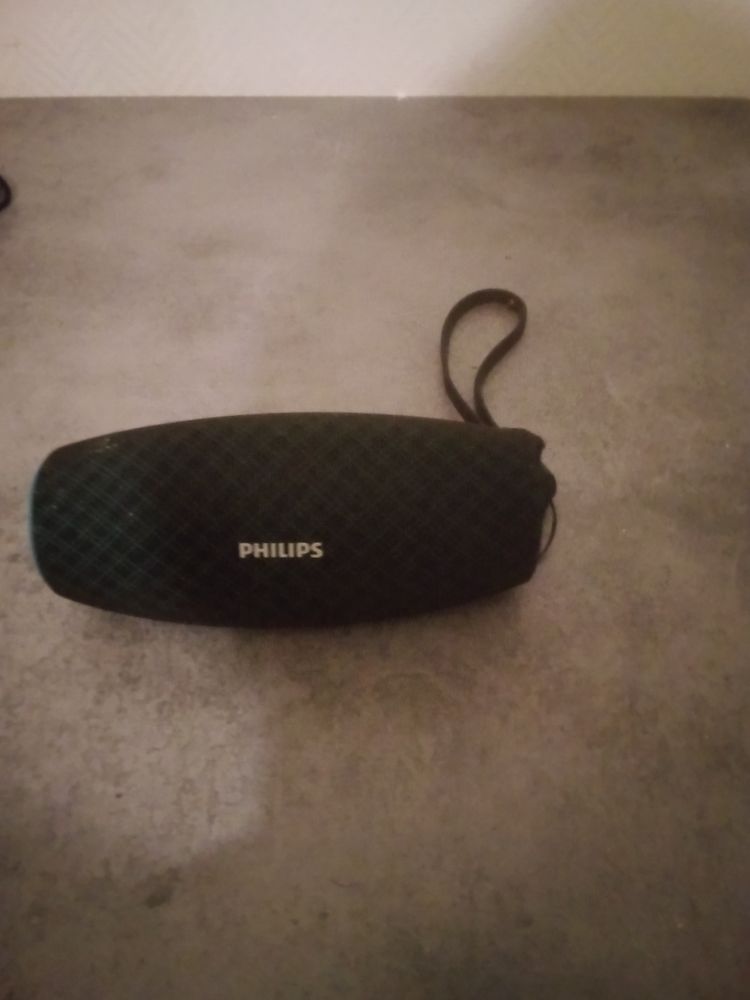 enceintes Philips qui fonctionne mais je n'est plus le code 20 Vigneux-sur-Seine (91)