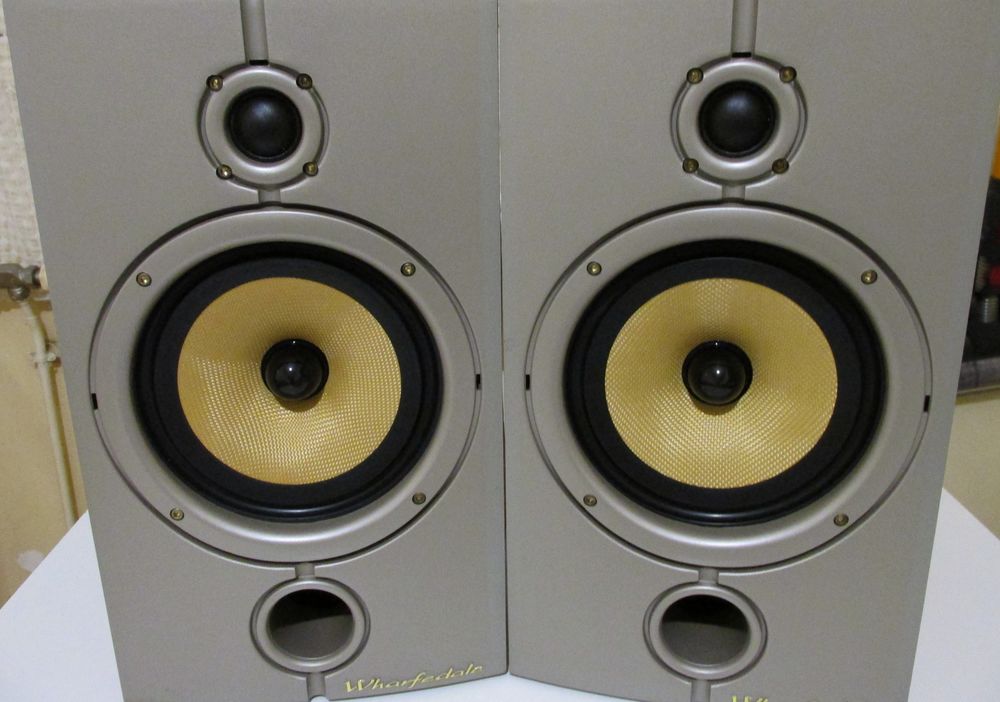 Enceintes Wharfedale Diamond 8.2
90 Redon (35)