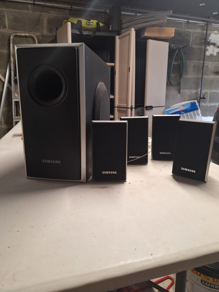 Enceintes 50 Bouqueval (95)