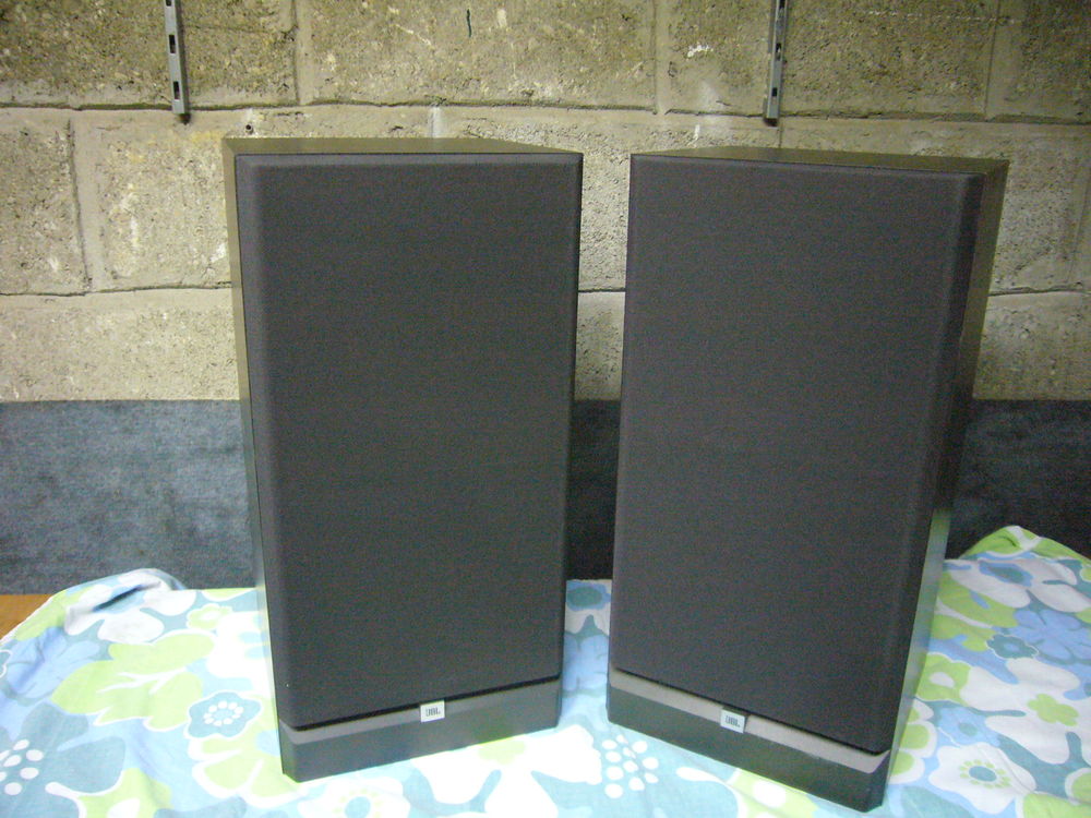 Enceintes  JBL 99 Plaisir (78)