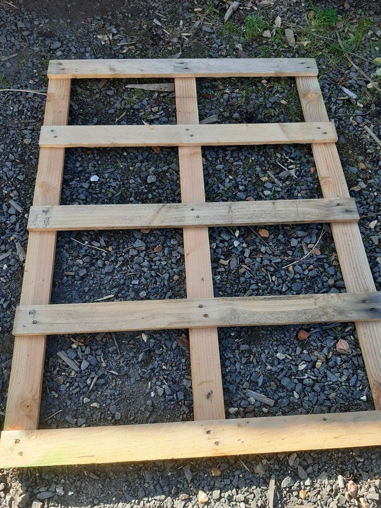 enclos animaux, palettes 1 Clermont-Cr�ans (72)