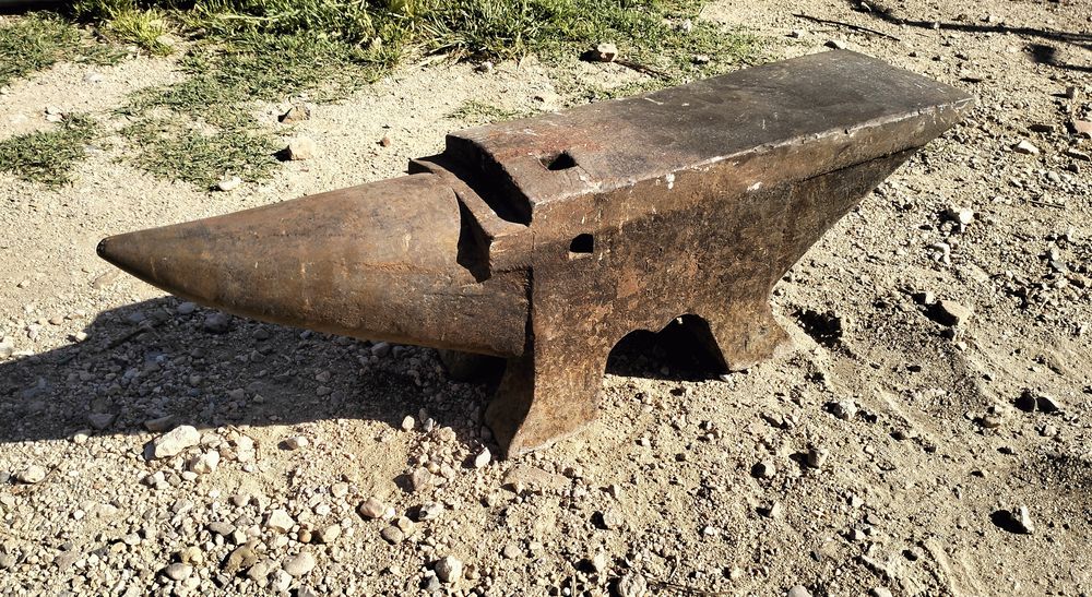 Enclume de 130 kg en 1909 de CLAUDINON