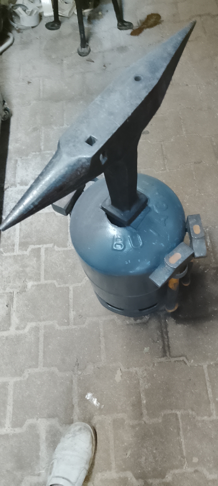 enclume parfait �tat 150 Fareins (01)