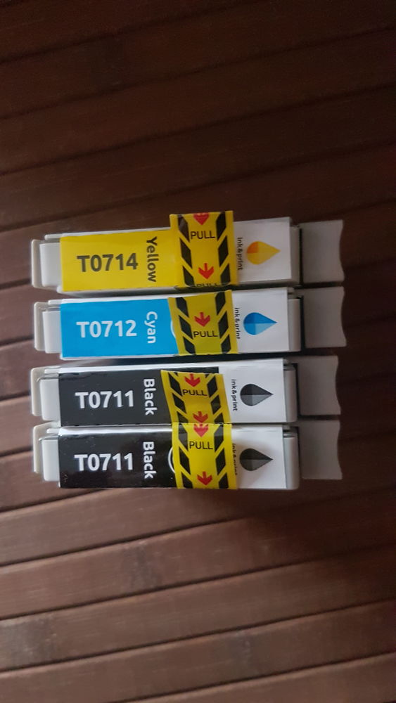 4 ENCRE  EPSON T0711-12-14 15 Rennes (35)