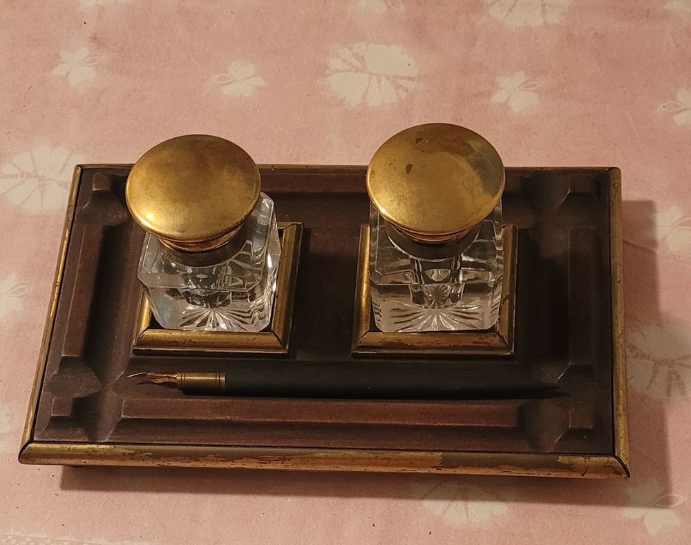 Encrier ancien - acajou - cuivre cristal (27cms x 17cms) 150 Arcangues (64)