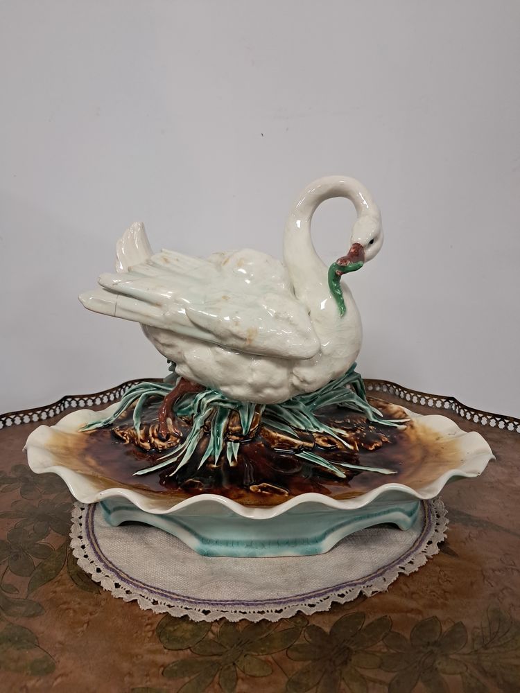 Encrier, Cygne en fa�ence ancien 270 Ch�teau-l'�v�que (24)