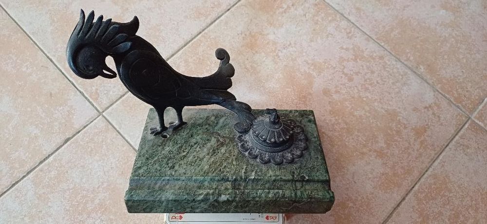 encrier italien art deco en fer forg� et marbre 
1000 La Seyne-sur-Mer (83)