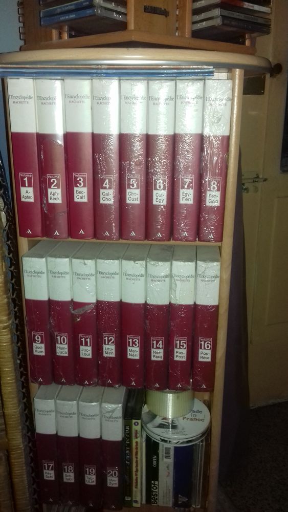 encyclopedie atlas 80 La Tour-en-Jarez (42)