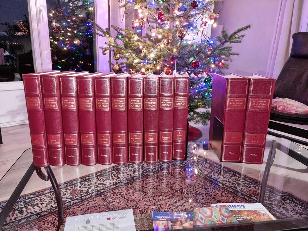 Encyclop�die BORDAS 0 Veyre-Monton (63)