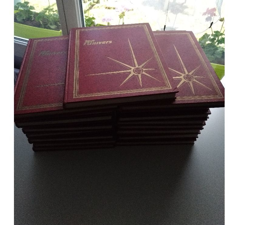 Encyclop�die compl�te (21 volumes) Tout l'Univers 100 Docelles (88)
