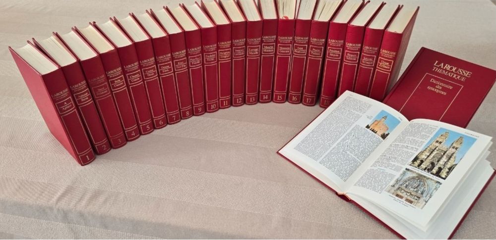 Encyclop�die couleur Larousse + dictionnaire des synonyme 10 Pornic (44)