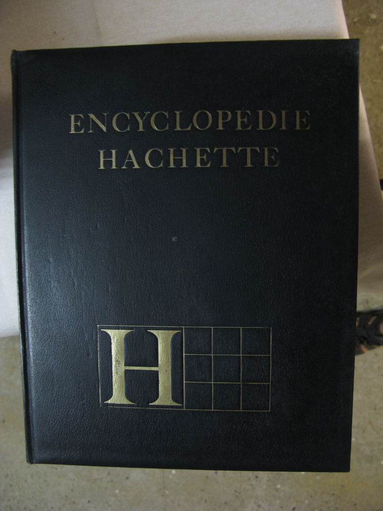 encyclop�die Hachette 75 �taples (62)