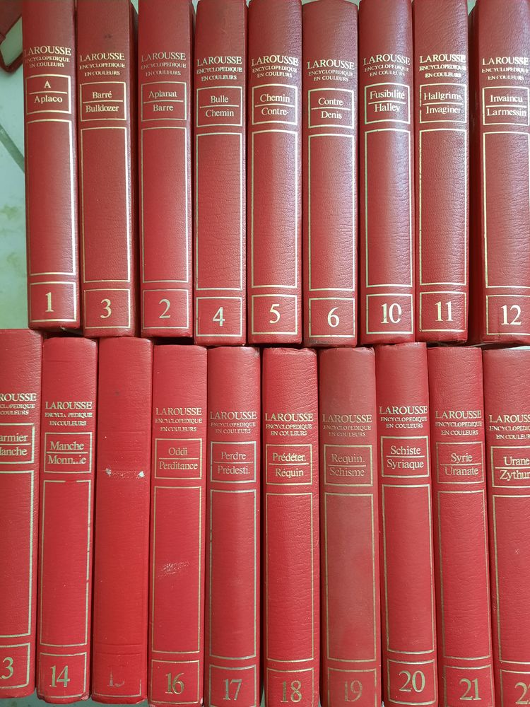 Encyclop�die LAROUSSE 10 Avion (62)