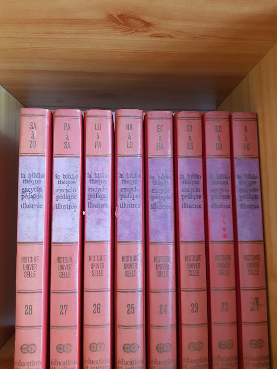    3 encyclop�dies illustr�es
20 euros   par encyclop�die
60 Gond-Pontouvre (16)