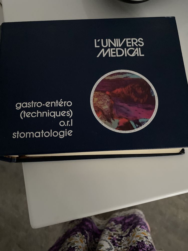 Encyclop�dies m�dicales 250 Gretz-Armainvilliers (77)