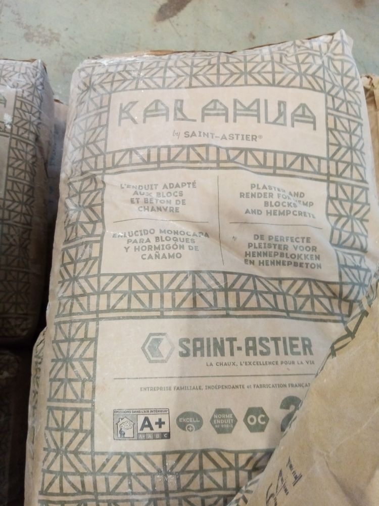 Enduit kalamua pour boc de chanvre 10 Deuil-la-Barre (95)
