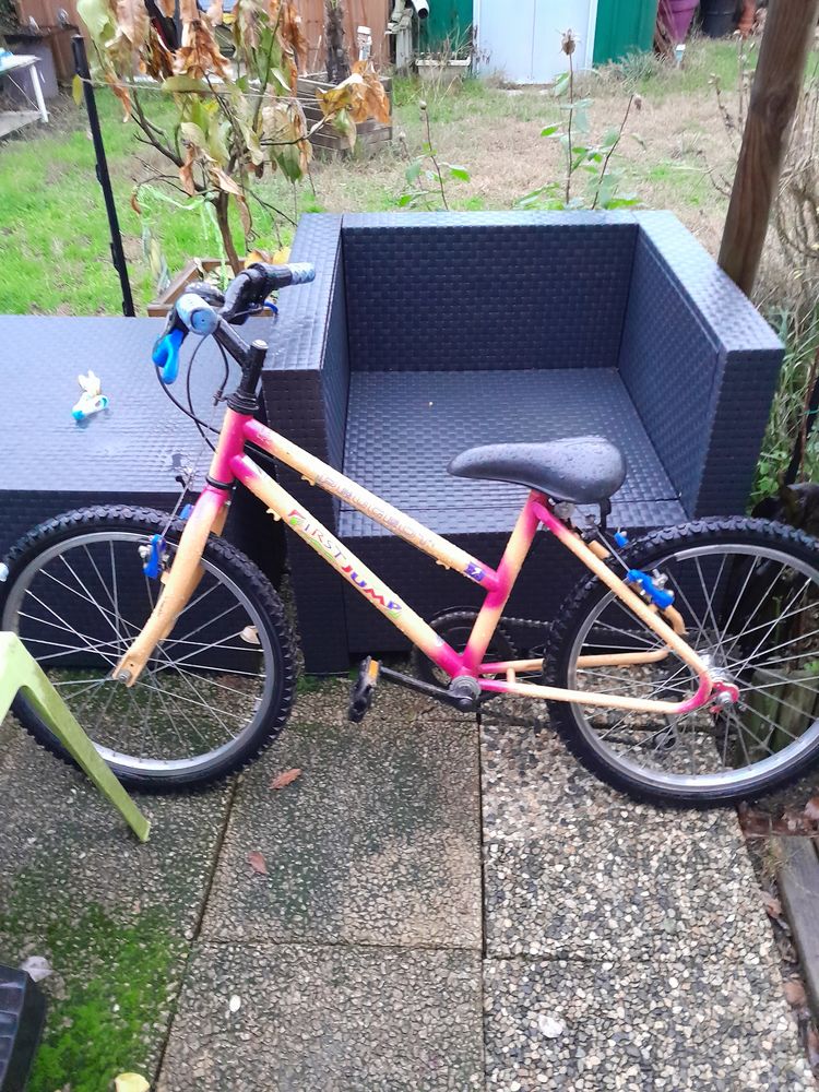 VTT enfant de 8ans. 18 Toulenne (33)