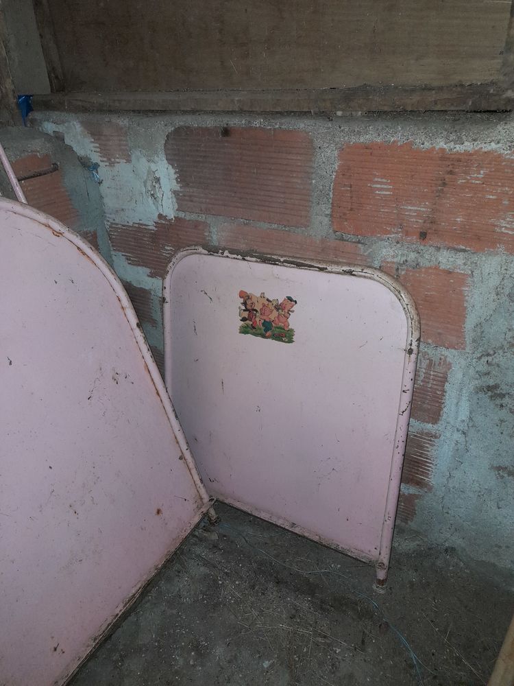 Lit enfant ancien 45 Valroufi� (46)