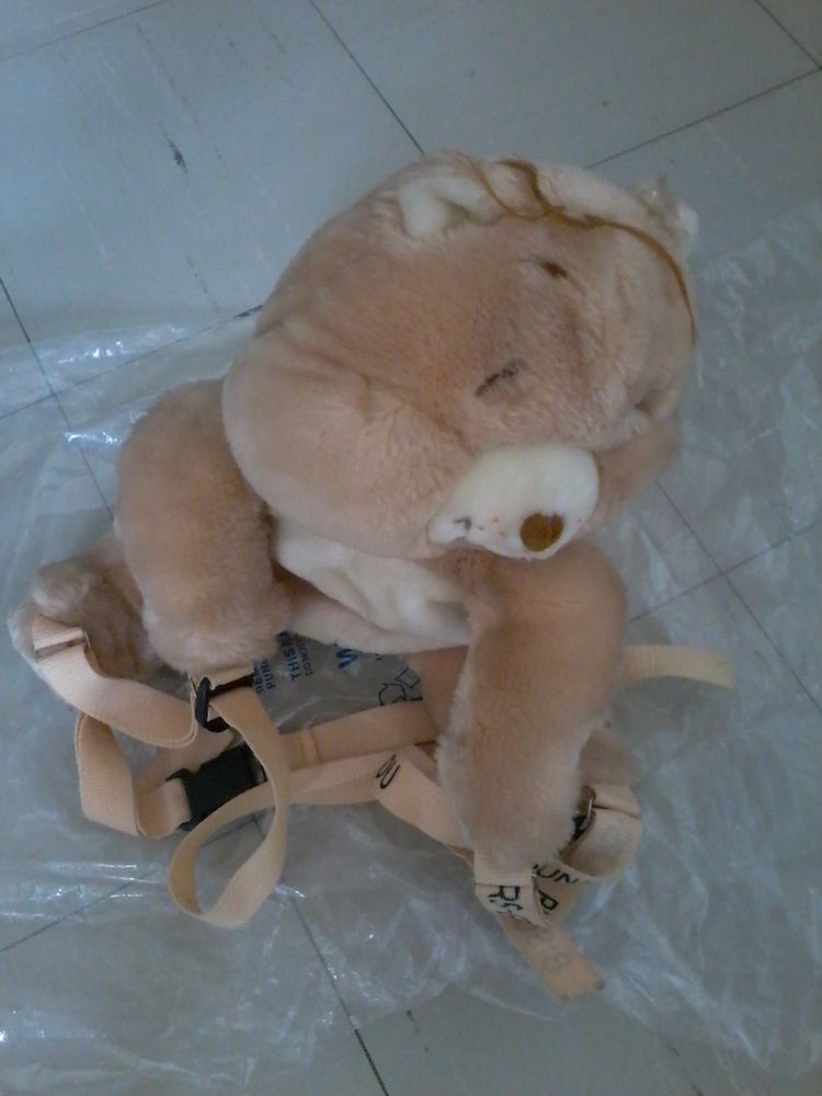 Sac  a dos   enfant  avec coussin  coeur 5 Tourcoing (59)