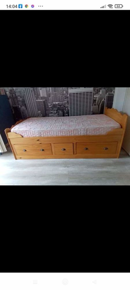 Lit enfant avec sommier et matelas plus commode 100 Draguignan (83)