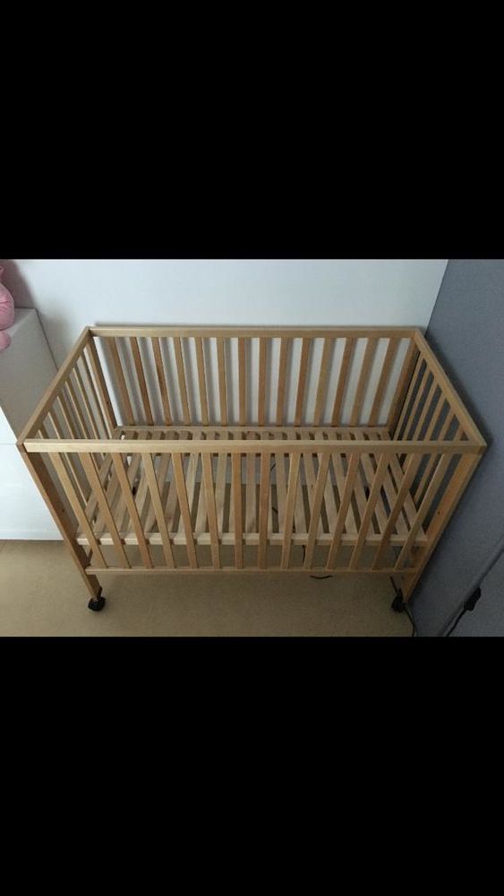 Lit enfant � barreaux marque Eco 100 Clichy-sous-Bois (93)