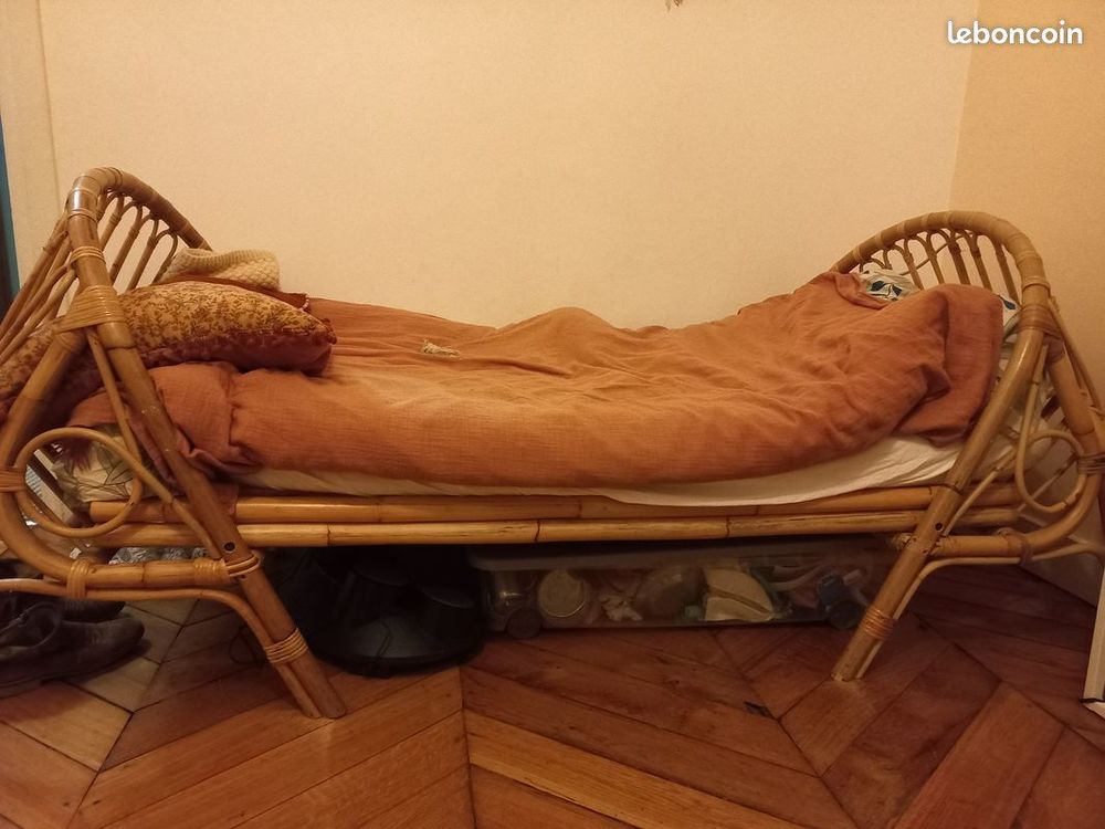 lit enfant boh�me en rotin + matelas en SUPER bon �tat 350 Paris 10 (75)