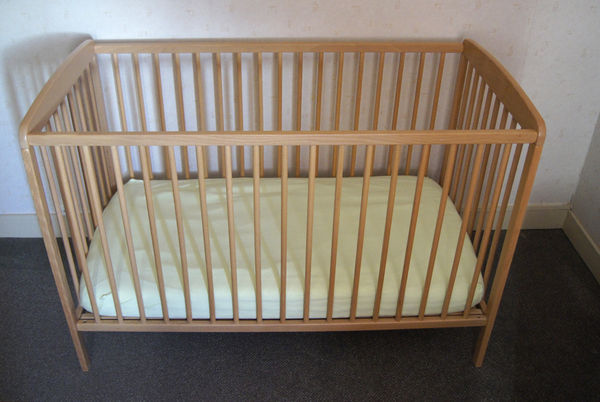 Lit enfant bois 25 Saint-�tienne-du-Rouvray (76)