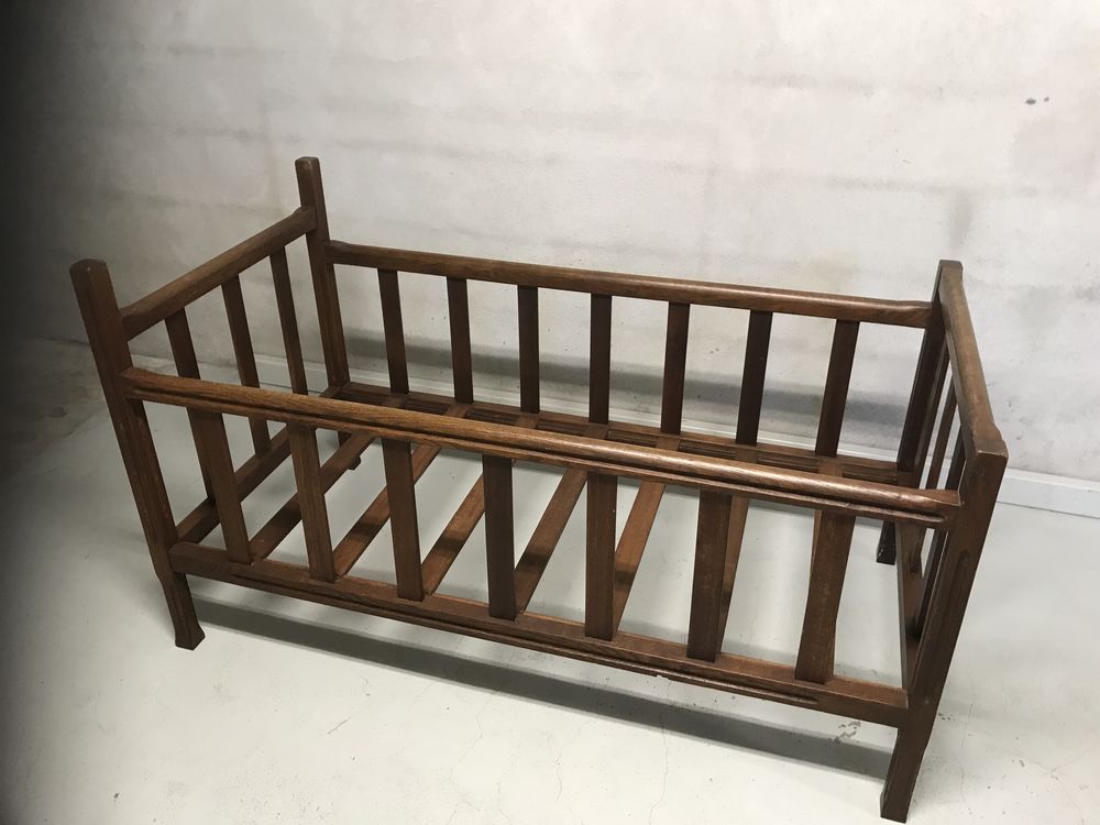 Lit enfant en bois des �le 40 Chuzelles (38)