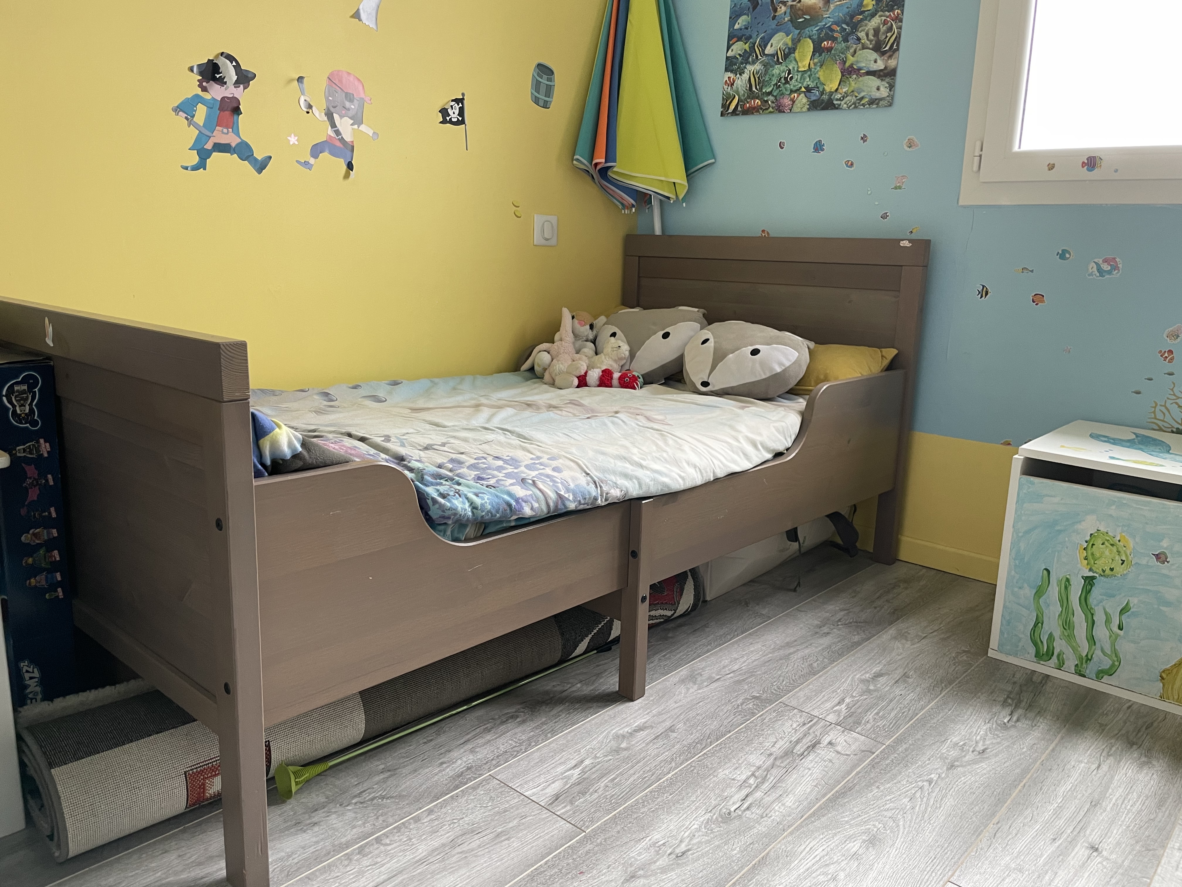 Lit d'enfant extensible avec le sommet et le matelas, taupe 100 Narbonne (11)