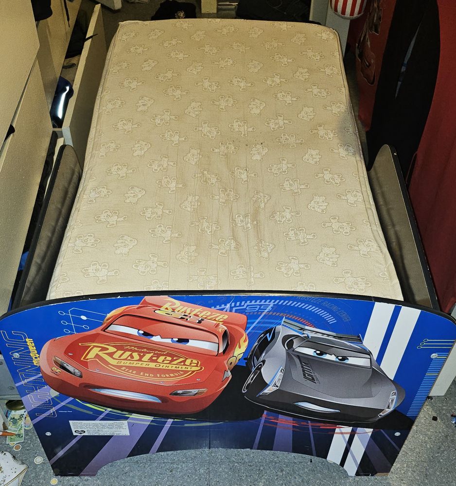 Lit enfant flash mcqueen 15 Nanterre (92)